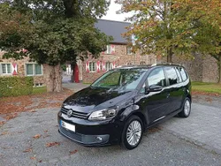 Schwarz Gebraucht 2014 VW Shuttle Cup Van / Kleinbus | 14.100 €