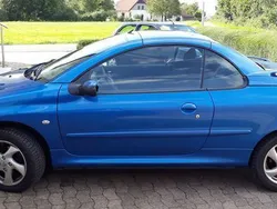 Andere farbe metallic Gebraucht 2005 Peugeot 206 CC Cabrio | 3.200 €