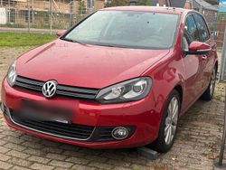 Rot Gebraucht 2010 VW Golf VI Limousine | 6.999 €