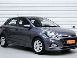 Grau Gebraucht 2019 Hyundai i20 Advantage Kleinwagen | 15.990 € (Fairer Preis)