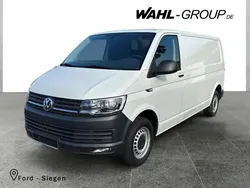 Weiß (candyweiß) Gebraucht 2017 VW T6 Van | 19.949 €