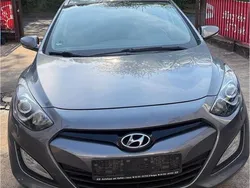 Grau Gebraucht 2013 Hyundai i30 Kleinwagen | 5.100 € (Superpreis)