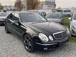 Schwarz Gebraucht 2004 Mercedes E320 Avantgarde Limousine | 3.850 € (Superpreis)