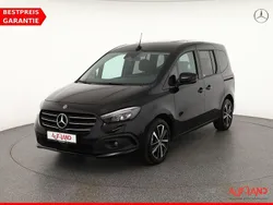 Schwarz Gebraucht 2022 Mercedes T180 Progressive Van / Kleinbus | 28.990 € (Etwas zu teuer)