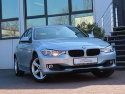 Silber Gebraucht 2012 BMW 320 Sport Line Limousine | 12.790 € (Fairer Preis)