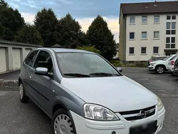 Grau Gebraucht 2003 Opel Corsa Kleinwagen | 900 € (Fairer Preis)