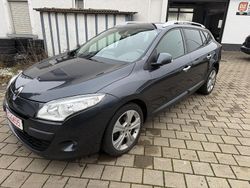 Grau Gebraucht 2011 Renault Mégane GrandTour Dynamique Kombi | 3.990 € (Fairer Preis)