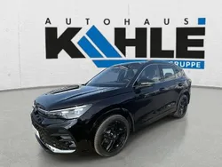 Deep black perleffekt Neu 2025 VW Tiguan R-line SUV | 45.890 € (Guter Preis)