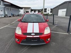 Rot Gebraucht 2005 Ford Fiesta ST Kleinwagen | 3.990 € (Etwas zu teuer)
