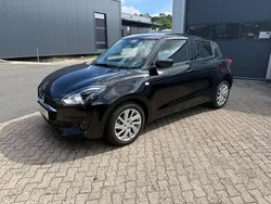 Schwarz Gebraucht 2023 Suzuki Swift Comfort Limousine | 15.999 € (Teuer)