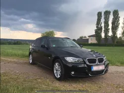Schwarz Gebraucht 2012 BMW 318 Kombi | 7.200 € (Fairer Preis)