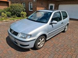 Silber Gebraucht 2000 VW Polo Kleinwagen | 1.490 € (Fairer Preis)