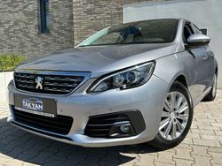 Grau Gebraucht 2020 Peugeot 308 Allure Limousine | 13.990 € (Fairer Preis)