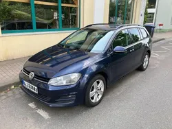 Blau Gebraucht 2014 VW Golf VII Comfortline Kombi | 5.400 € (Guter Preis)