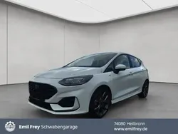 Weiß frozen white Gebraucht 2022 Ford Fiesta ST-Line Kleinwagen | 17.990 € (Fairer Preis)