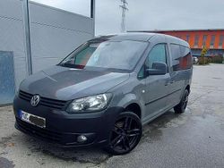 Grau Gebraucht 2011 VW Caddy Maxi Trendline Van / Kleinbus | 11.499 €