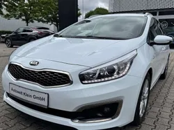 Weiß Gebraucht 2018 Kia Ceed Edition 7 Limousine | 13.750 € (Fairer Preis)