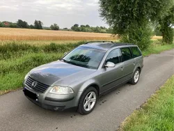 Grau Gebraucht 2004 VW Passat Trendline Kombi | 990 € (Guter Preis)