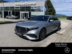Lack hightechsilber Gebraucht 2023 Mercedes E450 Premium Limousine | 78.970 €