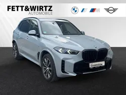 Brooklyn grau metallic Gebraucht 2024 BMW X5 M Sport SUV | 76.900 €