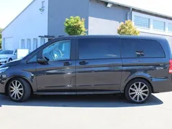 Graphitgrau Gebraucht 2024 Mercedes Vito Sport Van / Kleinbus | 48.980 €