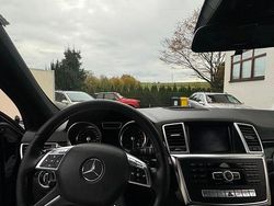 Schwarz Gebraucht 2012 Mercedes ML350 SUV | 15.700 € (Fairer Preis)