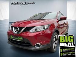 New red (m) Gebraucht 2017 Nissan Qashqai N-Vision SUV | 13.401 € (Guter Preis)