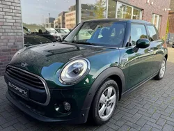 Grün Gebraucht 2017 Mini ONE Pepper Kleinwagen | 11.990 € (Guter Preis)
