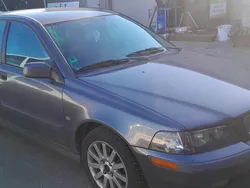 Grau Gebraucht 2002 Volvo V40 Kombi | 700 € (Guter Preis)