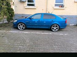 Blau Gebraucht 2011 Skoda Octavia vRS Limousine | 6.999 €