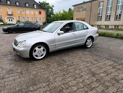 Silber Gebraucht 2000 Mercedes C180 Limousine | 2.500 €