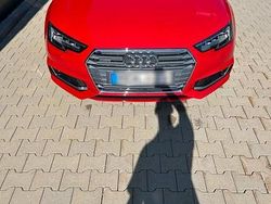 Rot Gebraucht 2015 Audi A4 Limousine | 27.000 € (Etwas zu teuer)