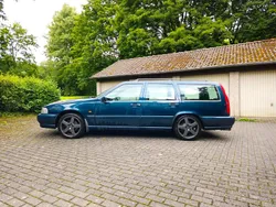 Grün Gebraucht 1997 Volvo V70 Kombi | 3.600 €