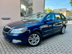 Blau Gebraucht 2011 Skoda Octavia Ambiente Limousine | 6.100 € (Guter Preis)
