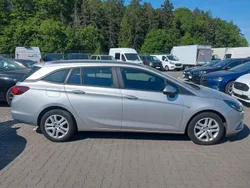 Silber Gebraucht 2018 Opel Astra Edition Kombi | 8.900 € (Fairer Preis)