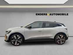 Grau kqj + schwarz gne Gebraucht 2024 Renault Mégane IV Iconic Kleinwagen | 48.880 €