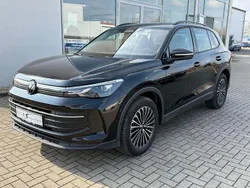 Schwarz Gebraucht 2024 VW Tiguan Life SUV | 39.380 € (Teuer)