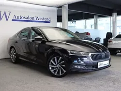 Schwarz Gebraucht 2020 Skoda Octavia First Edition Limousine | 24.980 € (Etwas zu teuer)