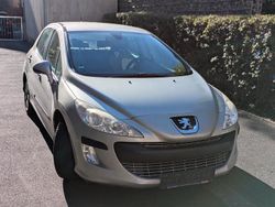 Silber Gebraucht 2008 Peugeot 308 Limousine | 2.500 € (Fairer Preis)