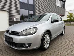Grau Gebraucht 2011 VW Golf VI Style Limousine | 5.699 € (Fairer Preis)