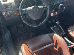 Schwarz Gebraucht 2008 Opel Astra Cabriolet Cabrio | 5.400 € (Teuer)