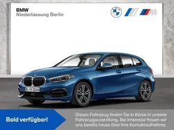 Blau Gebraucht 2024 BMW 118 Comfort Edition Kleinwagen | 28.880 € (Fairer Preis)