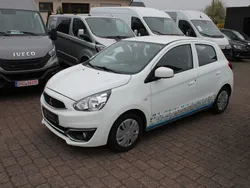 Weiß Gebraucht 2018 Mitsubishi Space Star Limousine | 2.950 € (Superpreis)