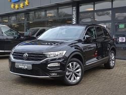 Schwarz Gebraucht 2020 VW T-Roc Style SUV | 21.990 € (Fairer Preis)