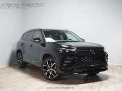 Grenadilschwarz metallic Gebraucht 2025 VW Tayron R-line SUV | 53.990 € (Superpreis)