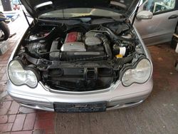 Silber Gebraucht 2001 Mercedes 200 Limousine | 1.500 € (Guter Preis)