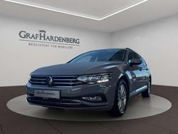 Grau Gebraucht 2023 VW Passat Business Kombi | 32.890 € (Guter Preis)