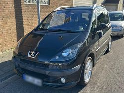 Schwarz Gebraucht 2005 Peugeot 1007 Kleinwagen | 3.900 €