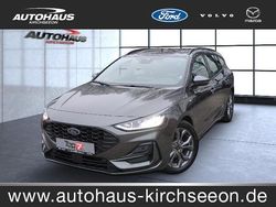 Grau Gebraucht 2024 Ford Focus ST-Line Kombi | 23.850 € (Guter Preis)