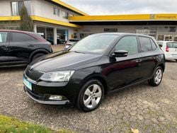 Schwarz Gebraucht 2016 Skoda Fabia Ambition Limousine | 8.290 € (Superpreis)